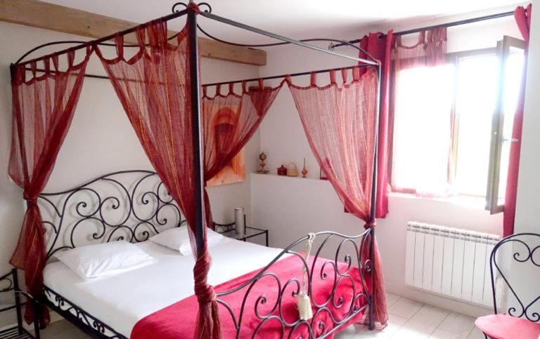 La Ferme De Coron Bed & Breakfast เบลเลย์ ภายนอก รูปภาพ